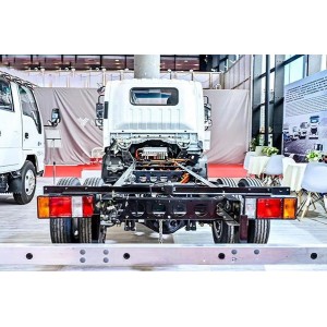 Шасси с электрическим двигателем ISUZU EVM600, 4х2, 136 л.с, 5,5 тонны