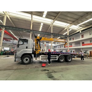 Эвакуатор ISUZU GIGA 6×4 с КМУ XCMG, 380 л.с., 8 т