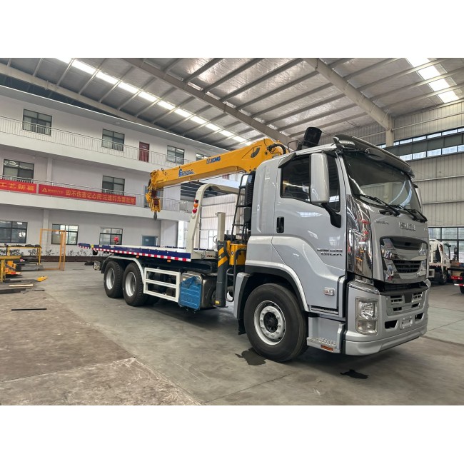 Эвакуатор ISUZU GIGA 6×4 с КМУ XCMG, 380 л.с., 8 т