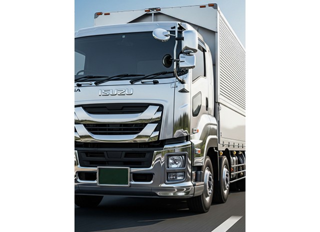 Как выбрать китайский грузовик Isuzu: сравнение Elf и Giga 2025 года