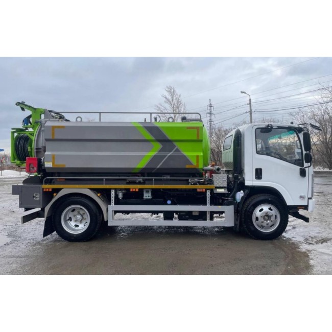 Ассенизатор - Илосос Isuzu Elf, 4x2, 190 л.с, 5 куб.м.