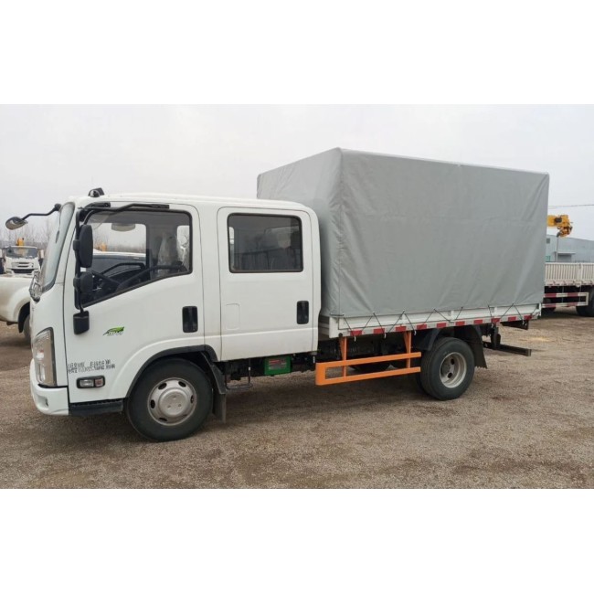 Бортовой грузовик Isuzu Elf, 4х2, 126 л.с, кaтeгopия C двухрядный