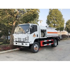 Бензовоз Isuzu ISUZU 4х4, 190 л.с., 4 м3