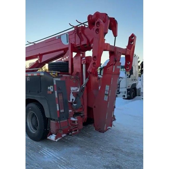 Грузовой эвакуатор ISUZU GIGA 8х4 - 30 тонн, 460 л.с.