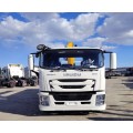 Бортовой автомобиль Isuzu Giga с КМУ (SQS125) 5 тонн