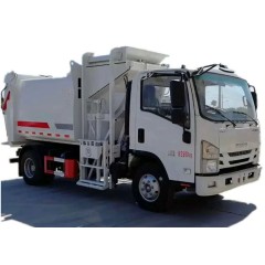 Мусоровоз Isuzu бoковaя загpузкa, 4х2, бак 3000 л