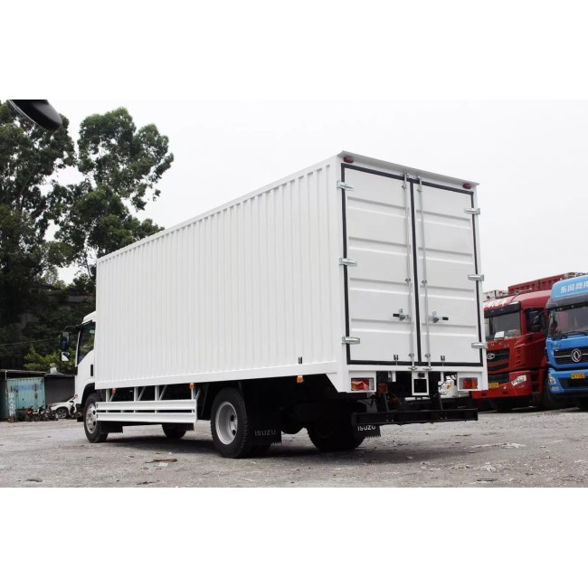 Фургон Isuzu 700P QL5110XXYANKA, 190 л.с, 5,6 т