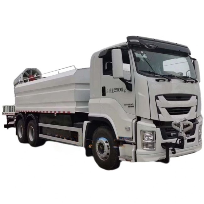Автоцистерна ISUZU GIGA для борьбы с пылью 6х4, 350 л.с., 18 м3