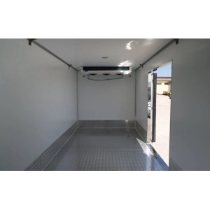 Рефрижератор Isuzu Elf, 4х2, 190 л.с, 30 м3