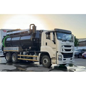 Вакуумная машина илосос ISUZU Gigа 6х4, 420 л.с., 17 м3