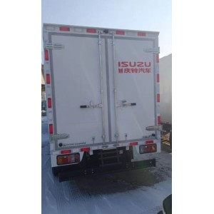 Грузовик - фургон Isuzu Elf 100P, 4х2, 130 л.с.