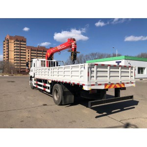 Бортовой ISUZU GIGA 4х2 с КМУ 7 тонн, 205 л.с.