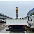 Бортовой грузовик Isuzu Elf с КМУ XCMG 5 т