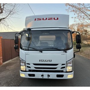 Изотермический фургон Isuzu Elf, 152 л.с., 18 куб.м.