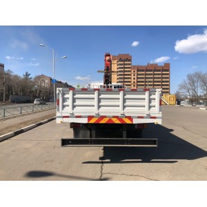 Бортовой ISUZU GIGA 4х2 с КМУ 7 тонн, 205 л.с.