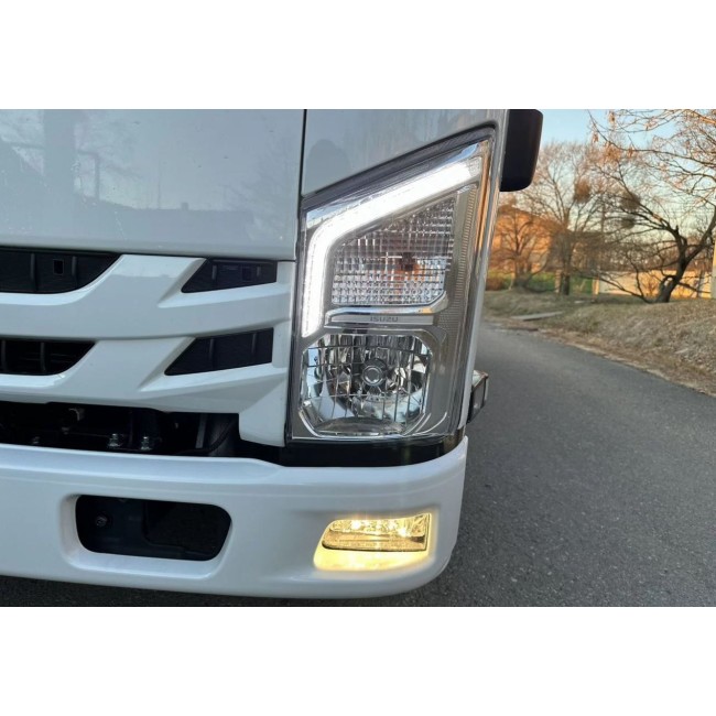 Изотермический фургон Isuzu Elf, 152 л.с., 18 куб.м.