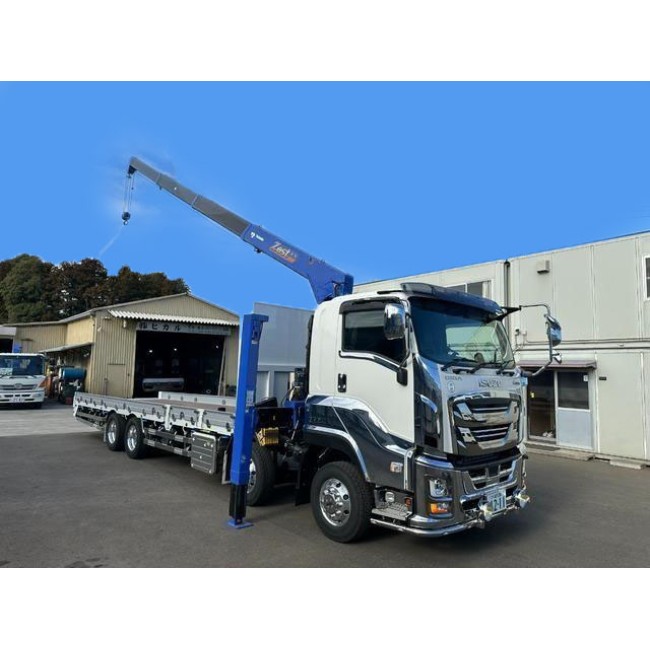 Манипулятор Isuzu Giga, 8х4, дизель, 380 л.с., стрела 5 тонн