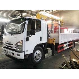 Бортовой грузовик Isuzu Elf с КМУ 5 т