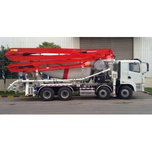 Автобетононасос + Автобетоносмеситель Isuzu Giga, 8x4, 350 л.с, 32 м и 7 м3
