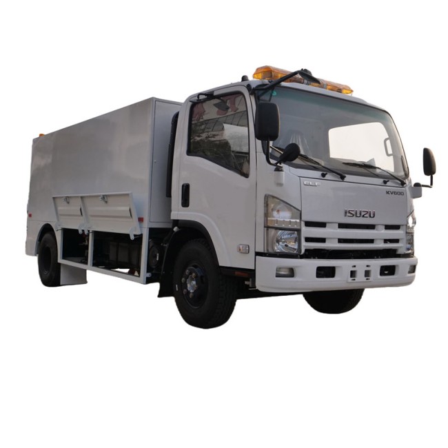 Автозаправщик Isuzu ELF, 4x2, 8 м3