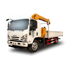 Бортовой автомобиль Isuzu Elf с КМУ XCMG, 190 л.с, 5 тонн