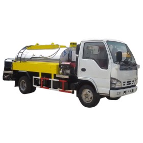 Пожарная машина с водяным разбрызгивателем ISUZU 6000 литров