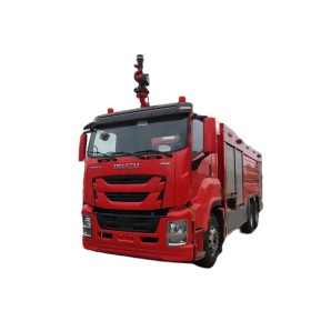 Пожарная машина с автоматическим насосом ISUZU GIGA 10000 литров