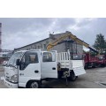 Бортовой грузовик Isuzu Elf с КМУ XCMG, 4x2, 155 л.с., 6,4 тонн