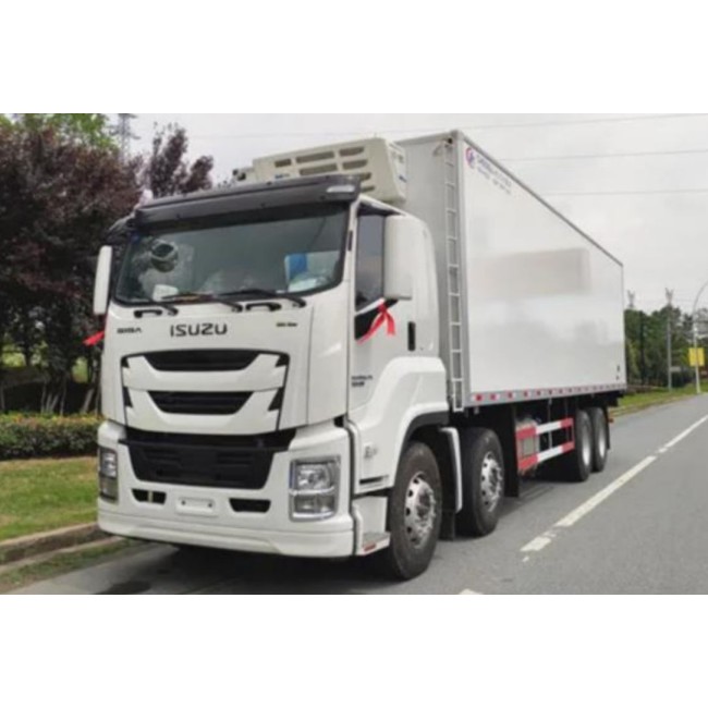 Рефрижератор ISUZU GIGA, 49 м3